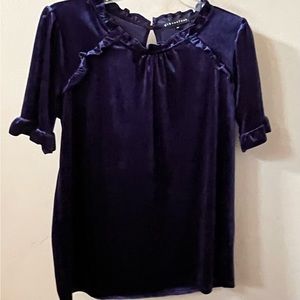 Dark Royal Blue Velvet shirt.  Gibson Look.